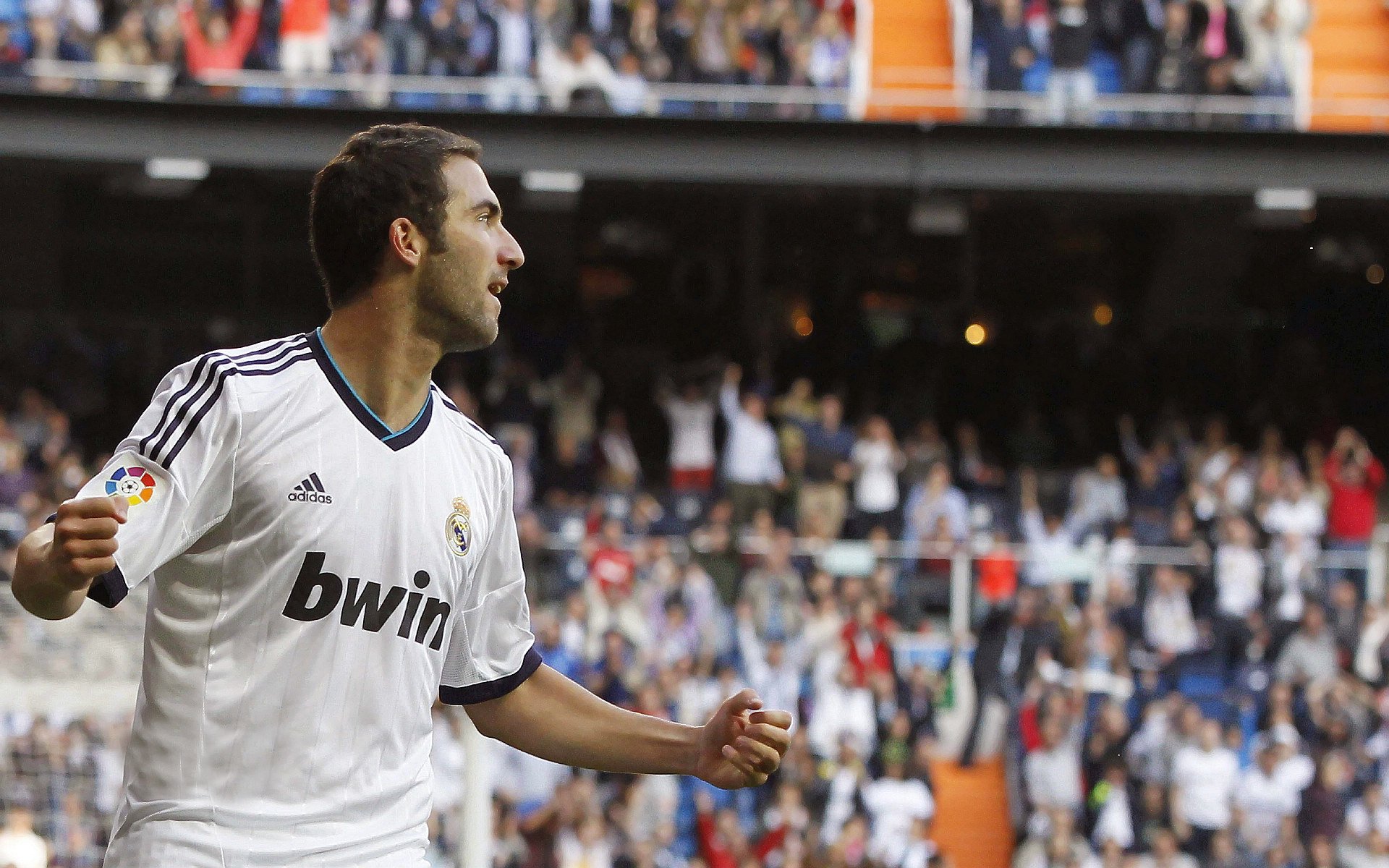 西班牙人击败赫塔菲，结束连败势头，西班牙人对赫塔菲